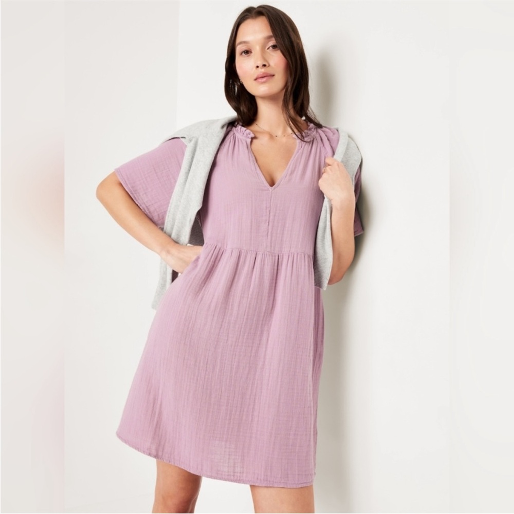 Old Navy Lavender gauzy flowy dress